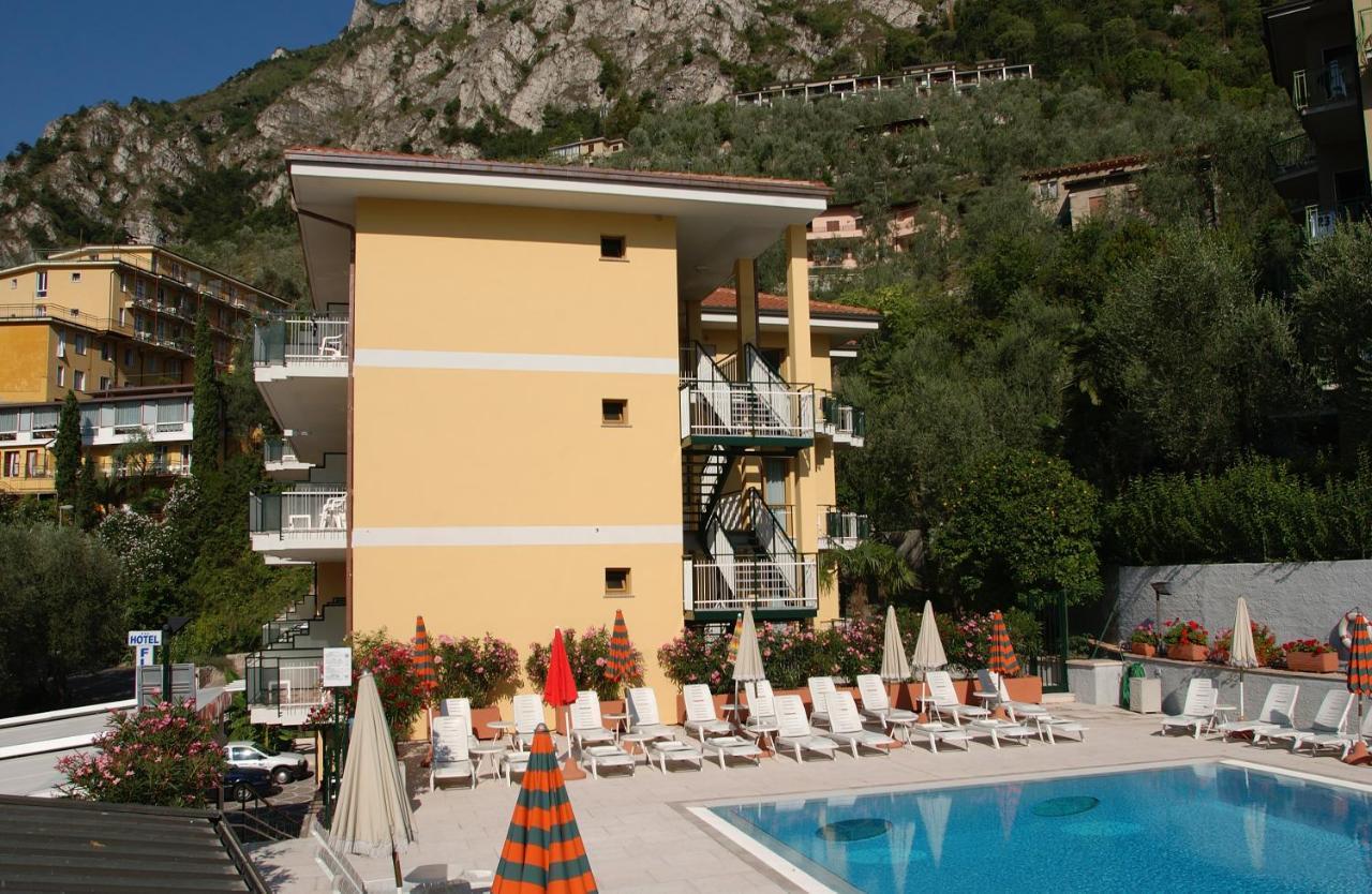 Hotel Florida Limone sul Garda Exteriör bild
