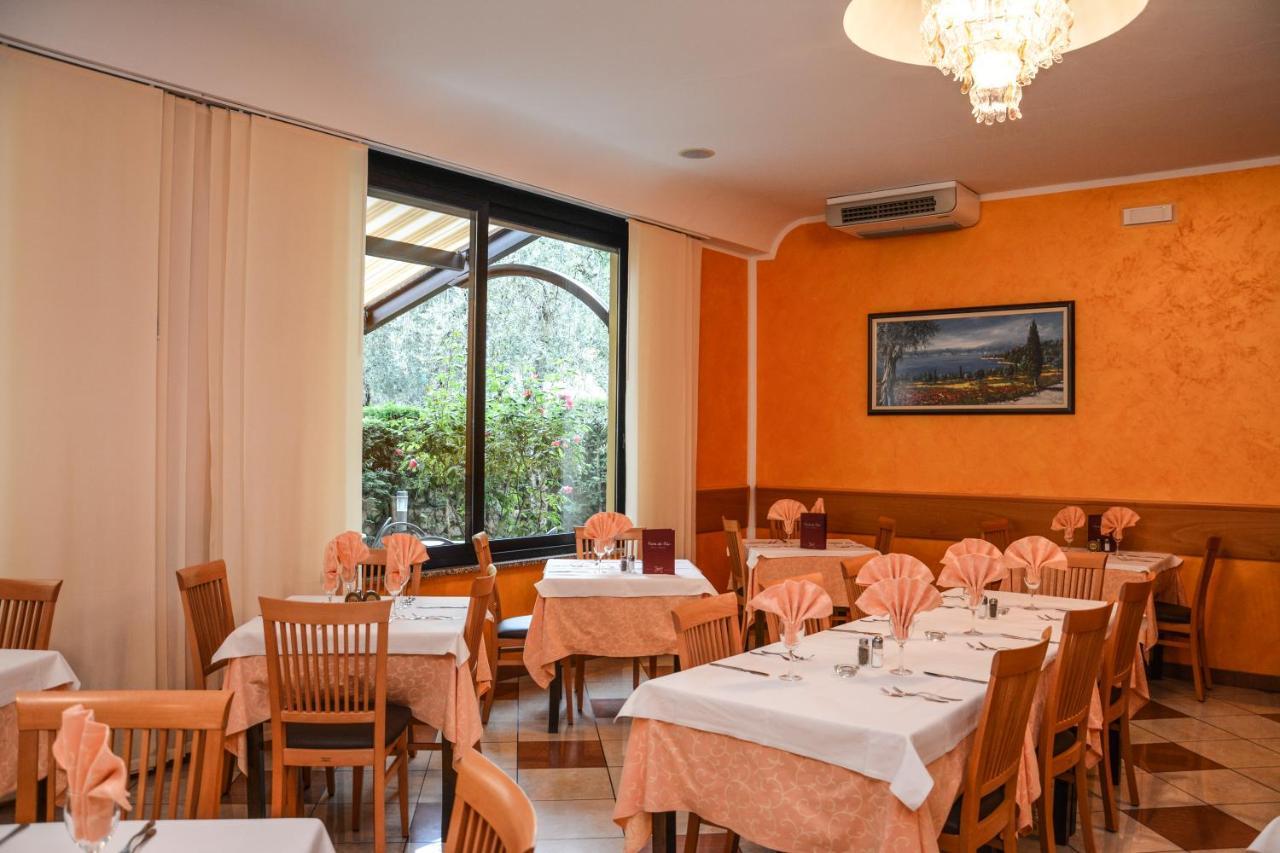 Hotel Florida Limone sul Garda Exteriör bild