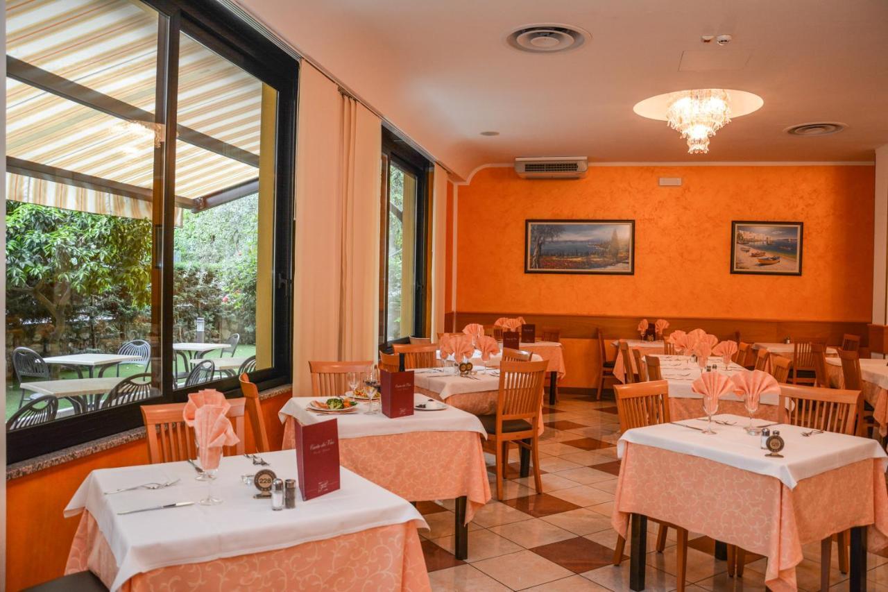 Hotel Florida Limone sul Garda Exteriör bild