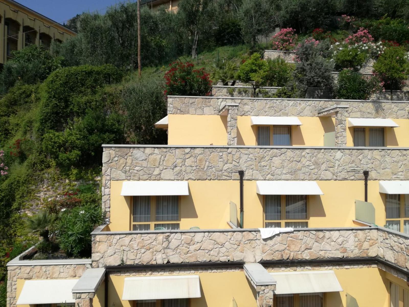 Hotel Florida Limone sul Garda Exteriör bild