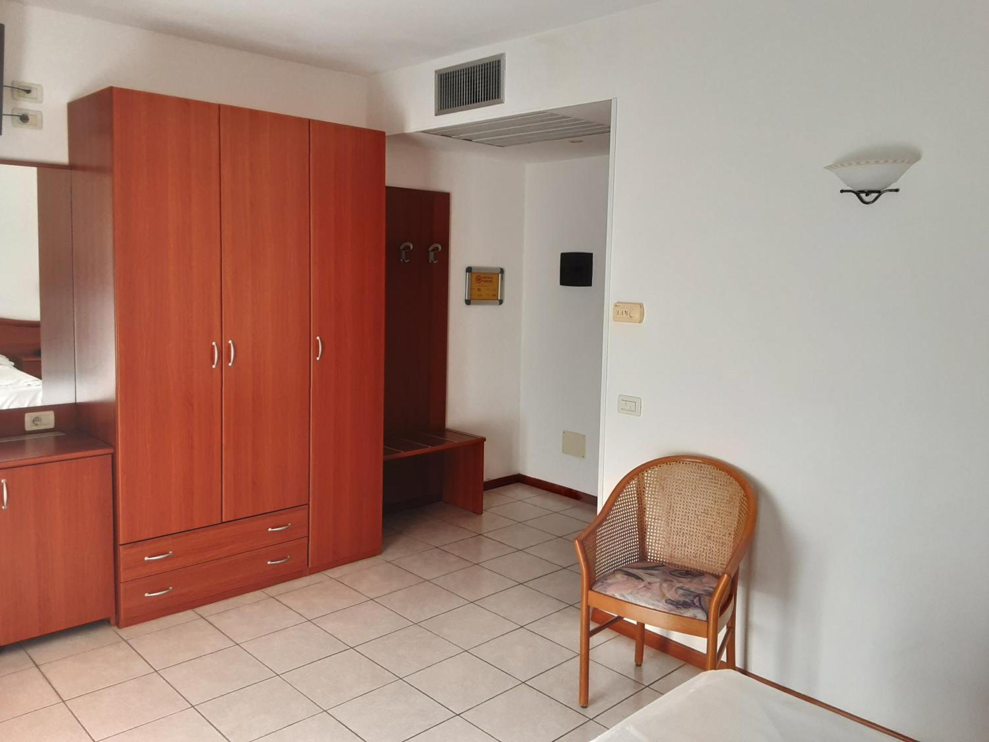 Hotel Florida Limone sul Garda Exteriör bild